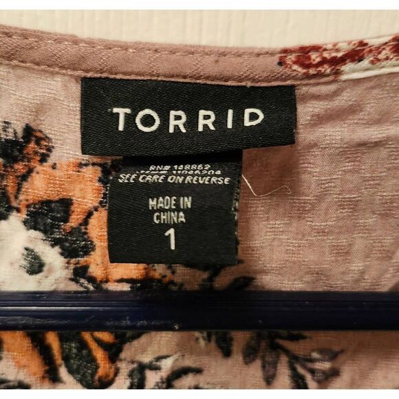 Torrid  Tunic Top Size 1 Mauve Floral Sleeveless Tie Neck Pullover - Picture 5 of 5